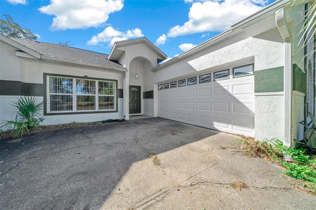 Front entrance. Garage entrance from both sides