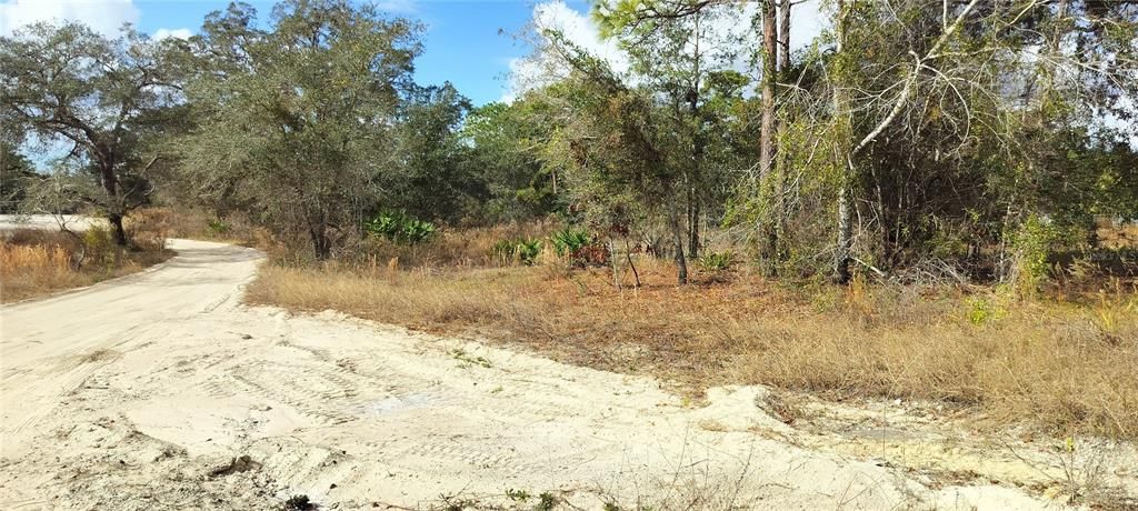 En Venta: $24,000 (0.70 acres)