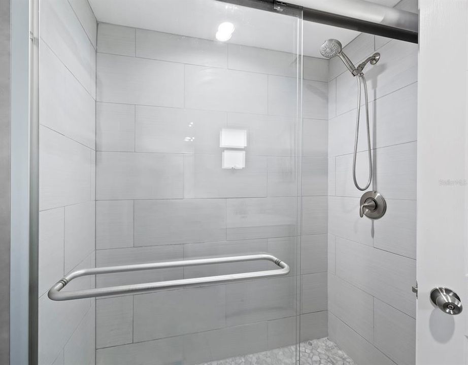 Bath -- MBR shower