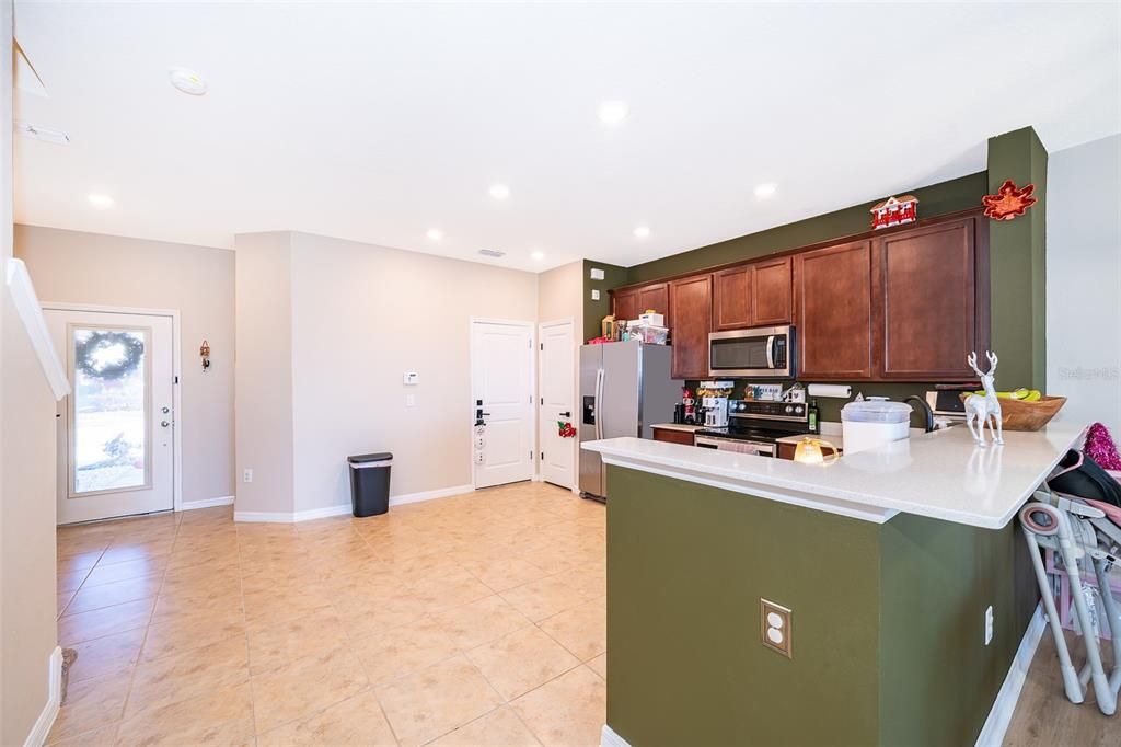 For Sale: $403,000 (3 beds, 2 baths, 1881 Square Feet)