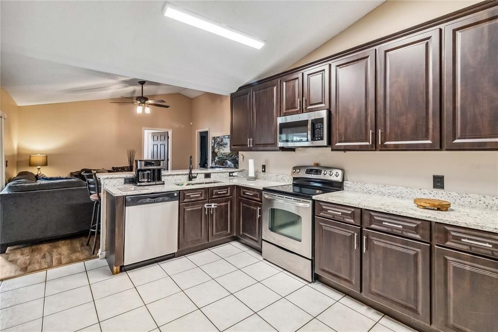 For Sale: $349,900 (4 beds, 2 baths, 1744 Square Feet)