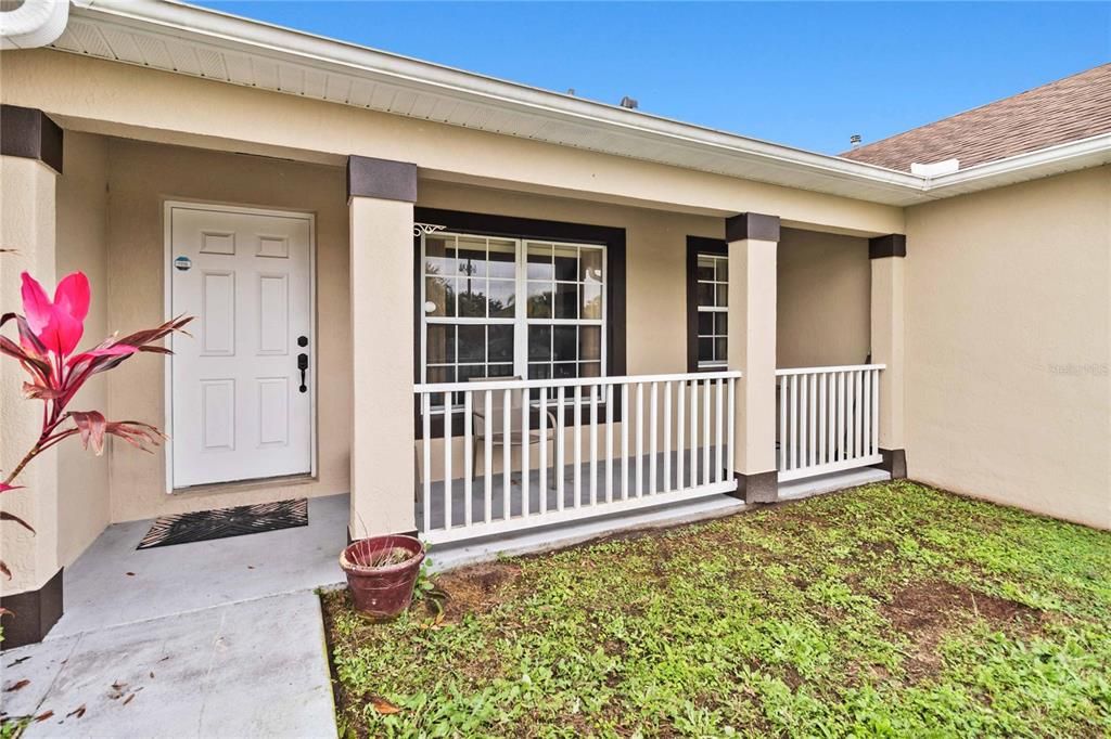 For Sale: $349,900 (4 beds, 2 baths, 1744 Square Feet)