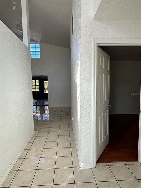 For Rent: $2,300 (3 beds, 2 baths, 2565 Square Feet)