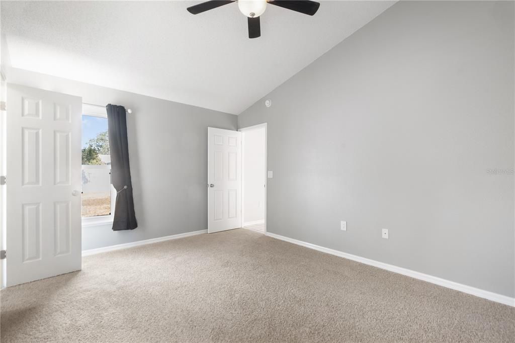 Active With Contract: $279,900 (3 beds, 2 baths, 1351 Square Feet)