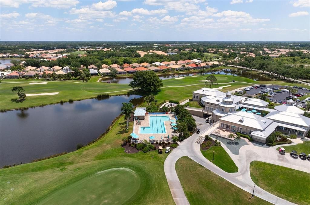 Pelican Pointe Golf & Country Club