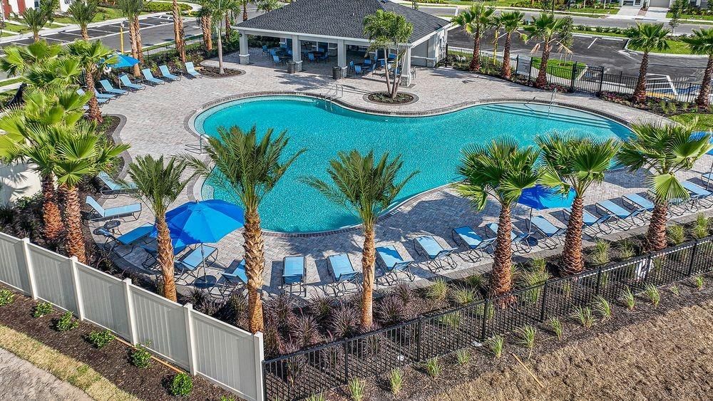 Edgestone at Artisan Lakes Community Amenities