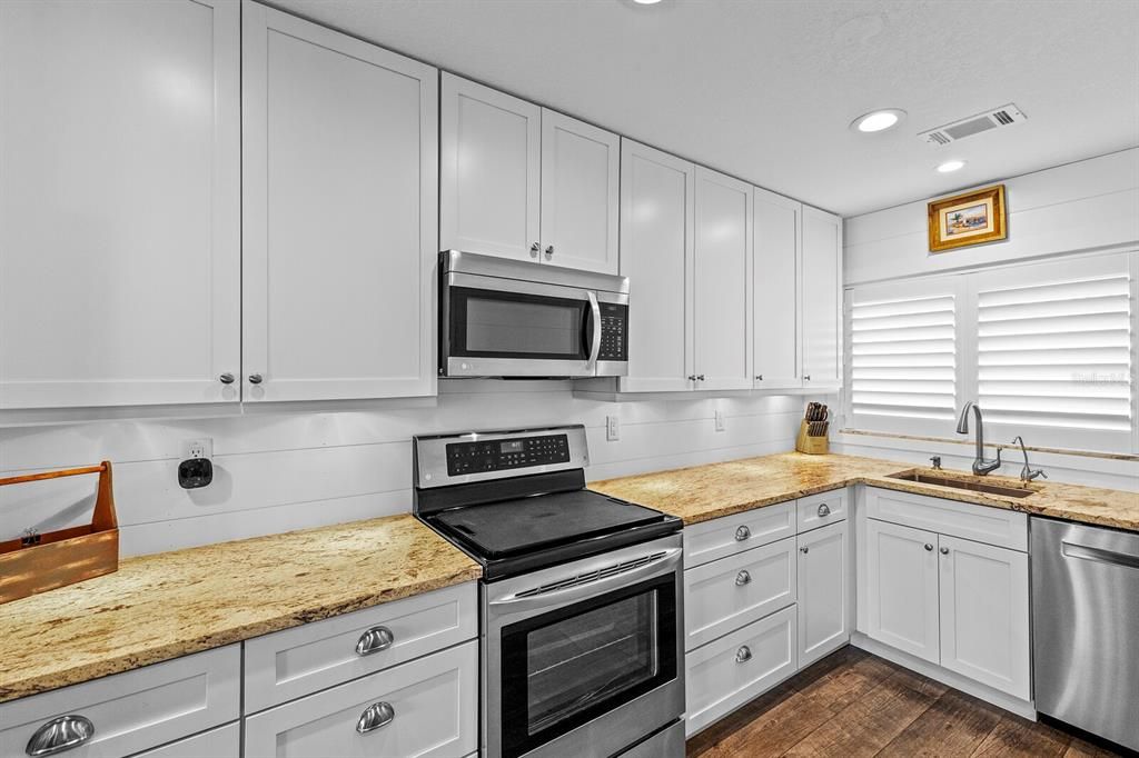 Custom Shaker Cabinetry with soft-close