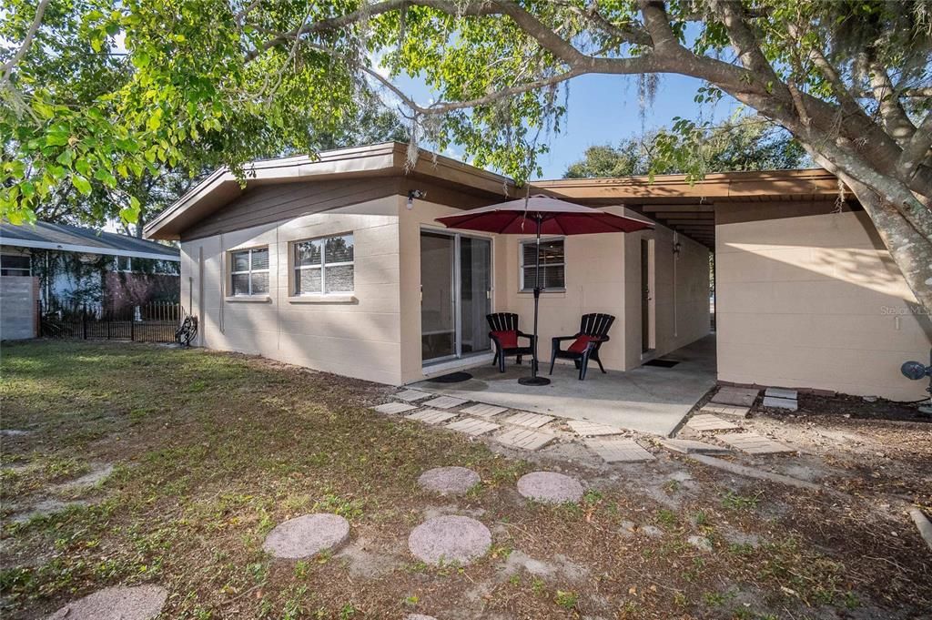 For Sale: $249,000 (2 beds, 2 baths, 1255 Square Feet)