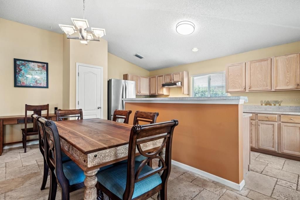 For Sale: $299,900 (3 beds, 2 baths, 1690 Square Feet)