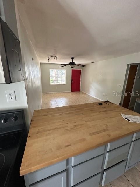 For Rent: $1,300 (2 beds, 2 baths, 1264 Square Feet)