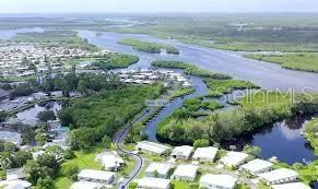 最近售出: $5,000 (0.18 acres)
