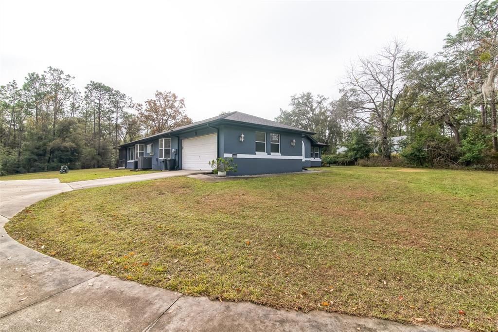 For Sale: $399,500 (3 beds, 2 baths, 2190 Square Feet)