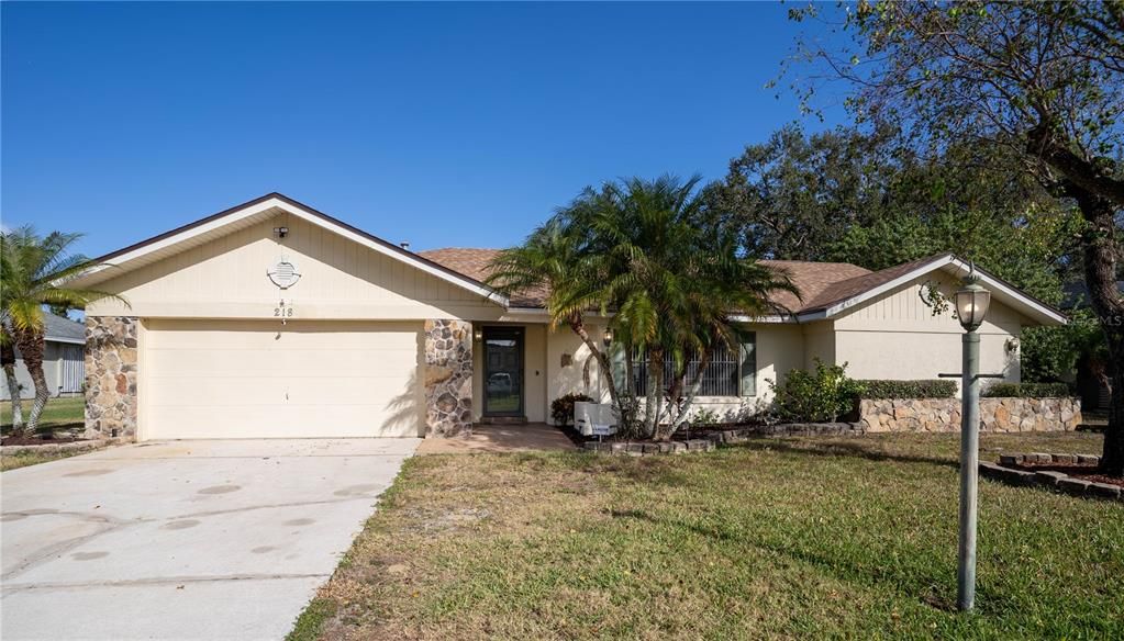 For Sale: $399,500 (3 beds, 2 baths, 2109 Square Feet)