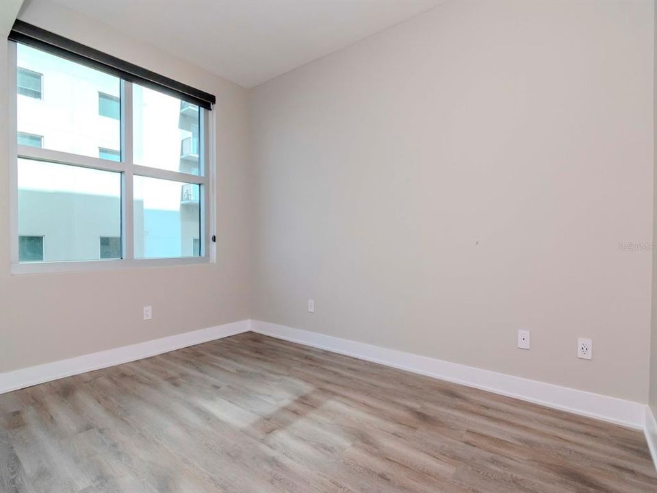 For Sale: $389,900 (1 beds, 1 baths, 840 Square Feet)