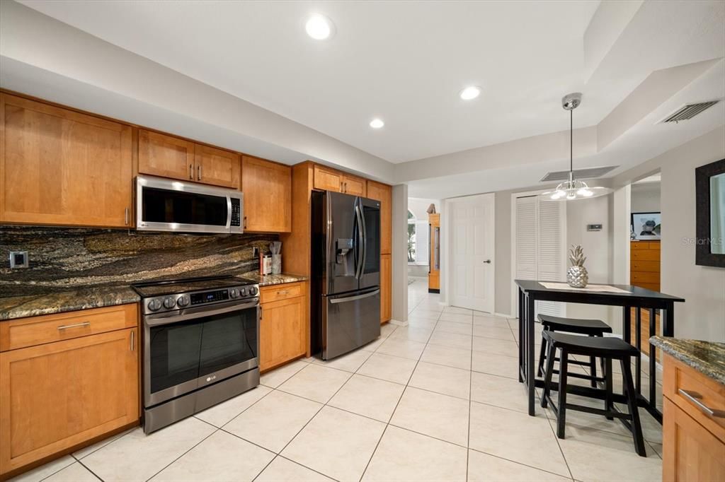 Kitchen with breakfast bar.