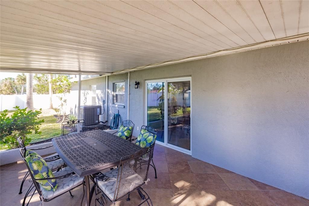 For Sale: $359,900 (3 beds, 2 baths, 1291 Square Feet)