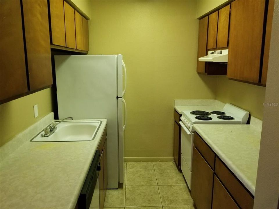 For Rent: $1,100 (1 beds, 1 baths, 525 Square Feet)