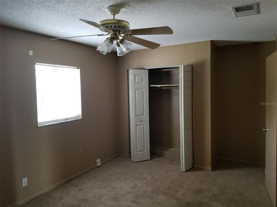 For Rent: $1,100 (1 beds, 1 baths, 525 Square Feet)