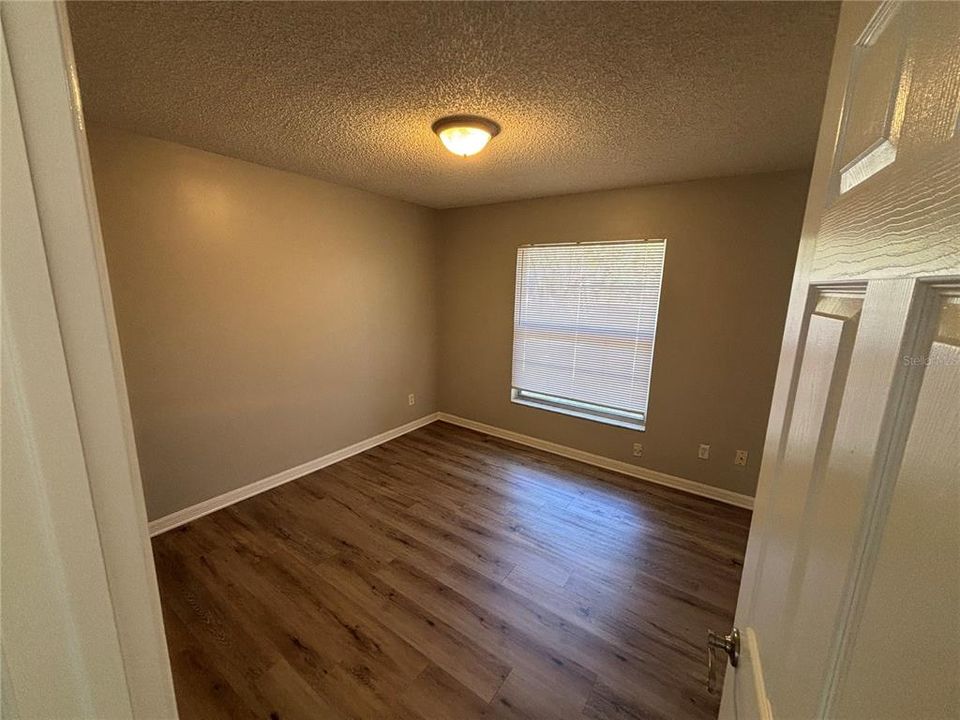 For Rent: $1,650 (3 beds, 2 baths, 1148 Square Feet)