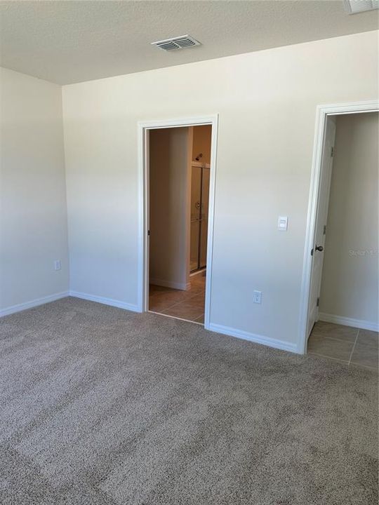 For Rent: $1,800 (3 beds, 2 baths, 1605 Square Feet)