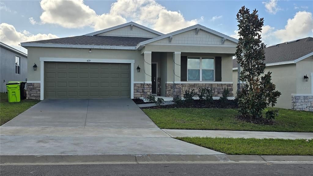 最近售出: $347,000 (4 贝兹, 2 浴室, 1839 平方英尺)