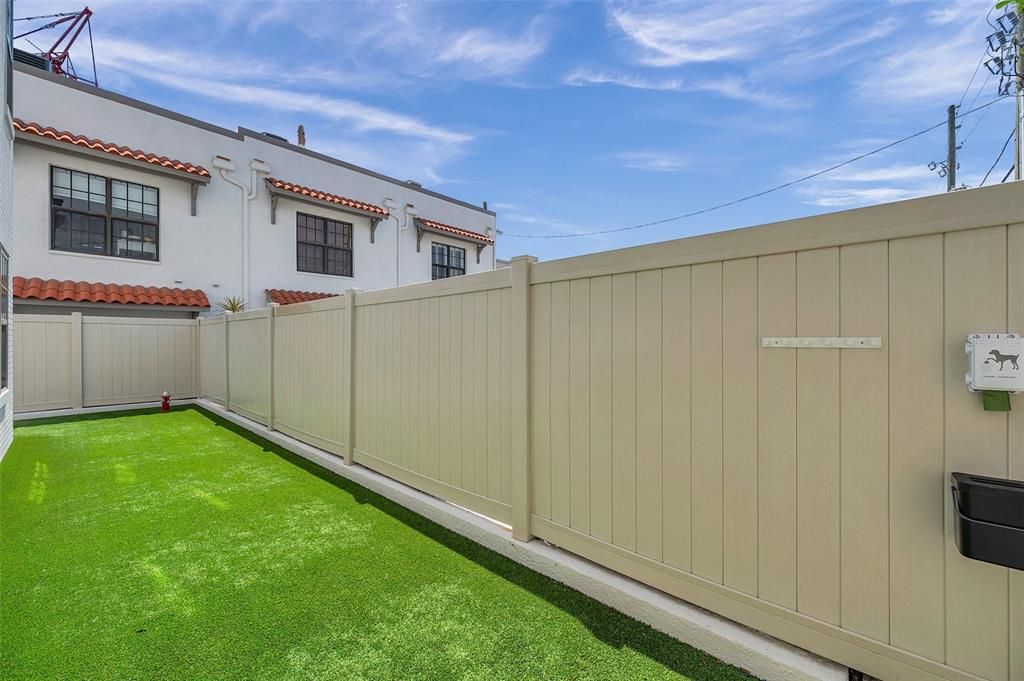 Private Backyard, completely fenced in