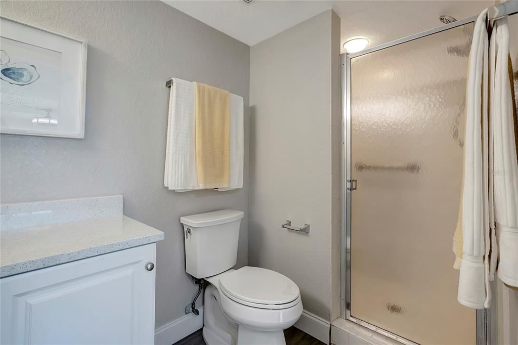 For Sale: $289,500 (2 beds, 2 baths, 1210 Square Feet)