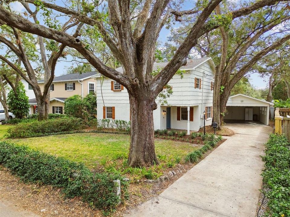 For Sale: $985,000 (4 beds, 2 baths, 2355 Square Feet)