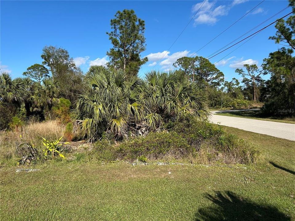 For Sale: $389,000 (3 beds, 2 baths, 1750 Square Feet)