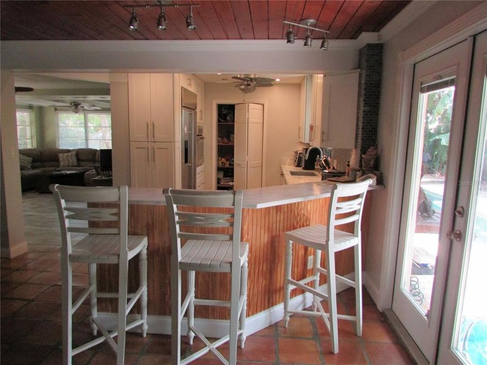 Kitchen sitting area.