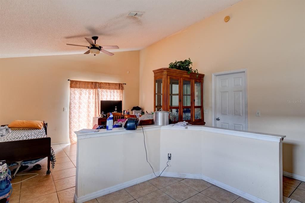 For Sale: $265,000 (3 beds, 2 baths, 1553 Square Feet)