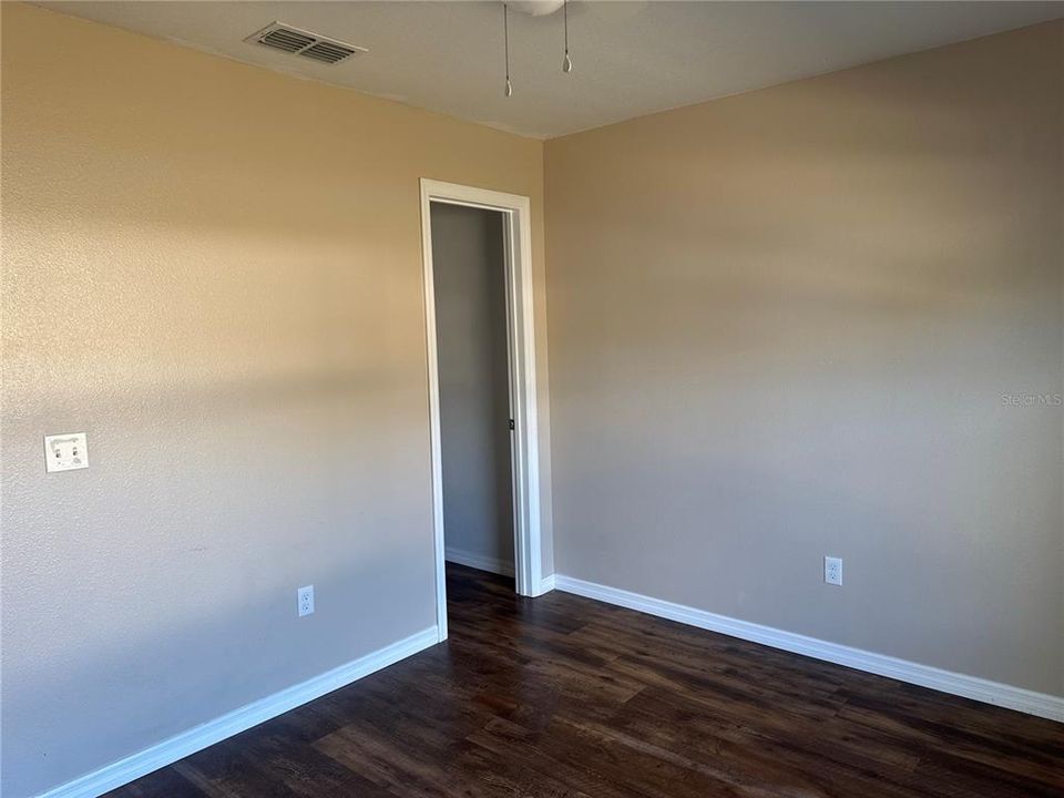 For Rent: $1,625 (3 beds, 2 baths, 1311 Square Feet)