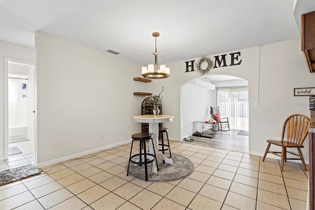 For Sale: $245,000 (2 beds, 2 baths, 1436 Square Feet)