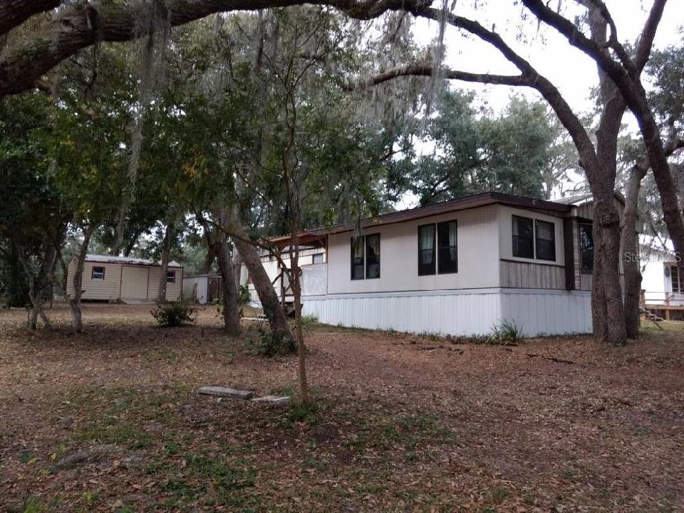 For Sale: $169,000 (3 beds, 2 baths, 1144 Square Feet)