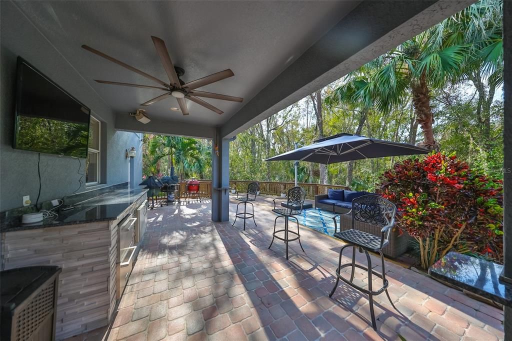 For Sale: $860,000 (4 beds, 2 baths, 3744 Square Feet)