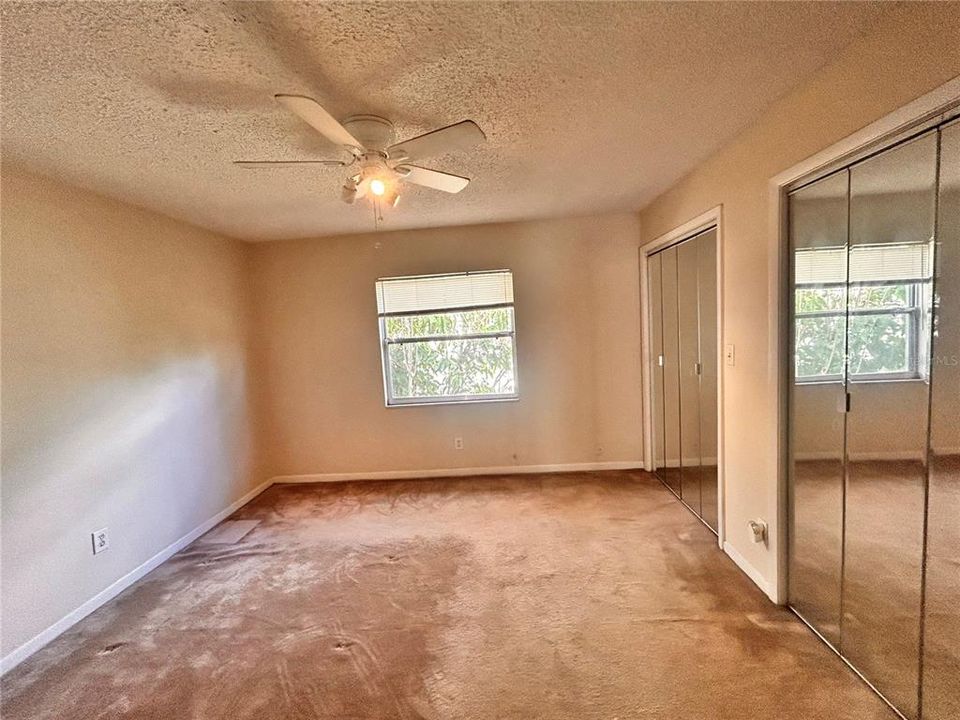 For Sale: $175,000 (2 beds, 1 baths, 1088 Square Feet)