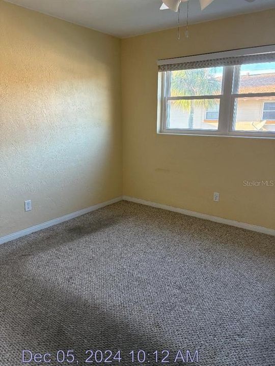 For Sale: $131,000 (2 beds, 1 baths, 960 Square Feet)