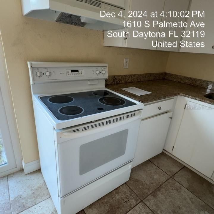 For Sale: $131,000 (2 beds, 1 baths, 960 Square Feet)