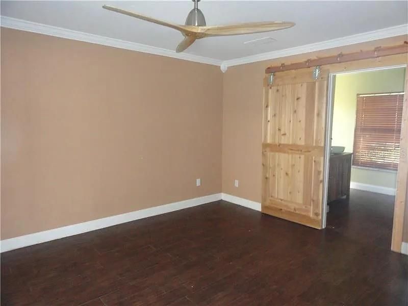 For Rent: $2,750 (3 beds, 2 baths, 1727 Square Feet)