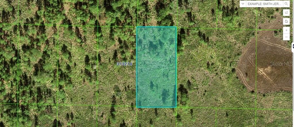 На продажу: $39,000 (1.26 acres)