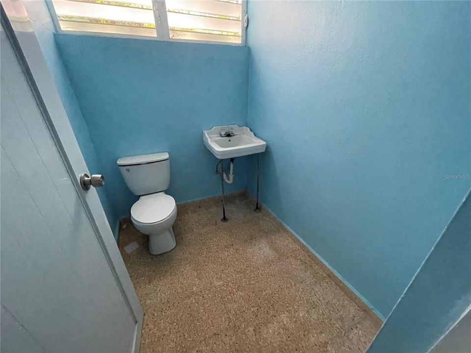 HALF BATHROOM