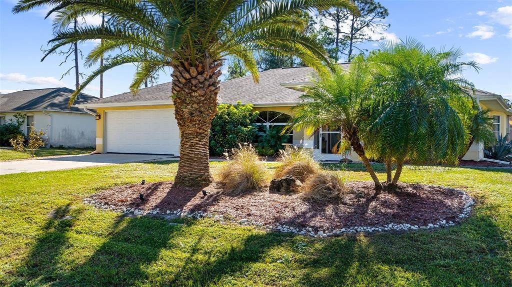 For Sale: $399,000 (3 beds, 2 baths, 1915 Square Feet)