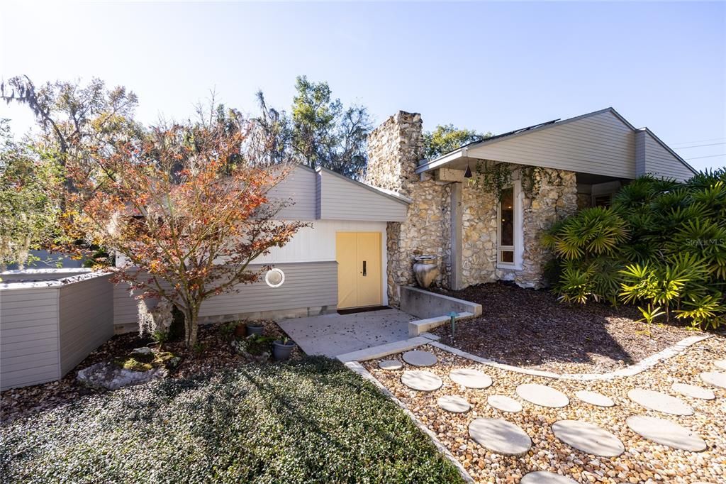 Recently Sold: $1,200,000 (3 beds, 3 baths, 3200 Square Feet)
