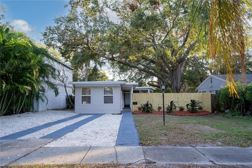 For Sale: $399,000 (3 beds, 2 baths, 1354 Square Feet)