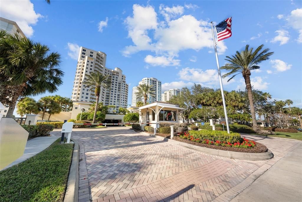 For Sale: $1,200,000 (2 beds, 2 baths, 1565 Square Feet)