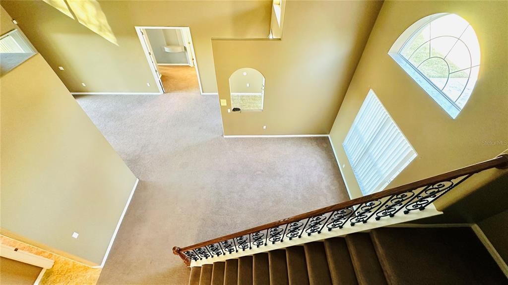 Dining / Formal Living Room