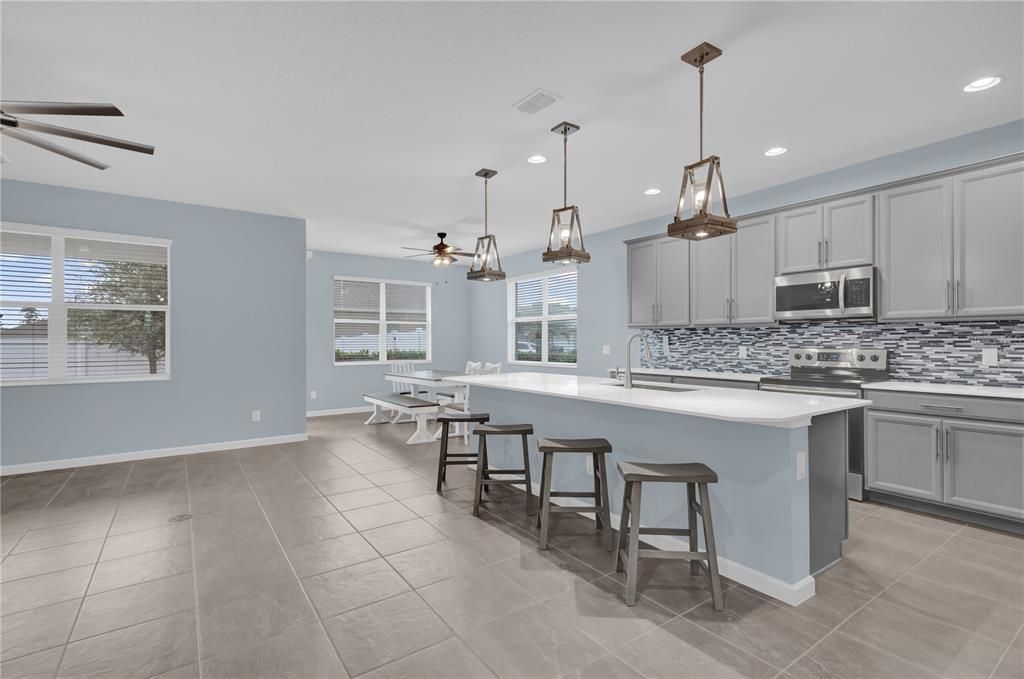 Family Room/ kitchen/ dining room  Combo, 1st Floor