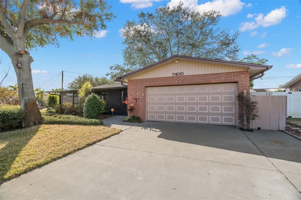 For Sale: $449,900 (3 beds, 2 baths, 1824 Square Feet)