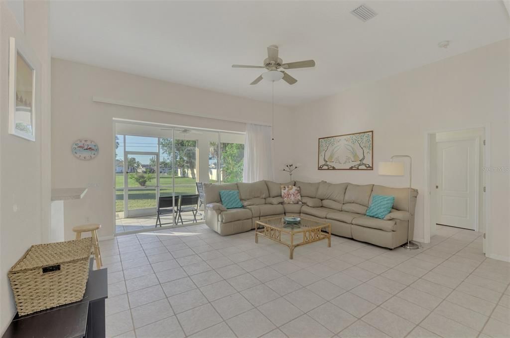 For Sale: $369,900 (3 beds, 2 baths, 1770 Square Feet)