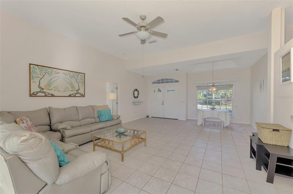 For Sale: $369,900 (3 beds, 2 baths, 1770 Square Feet)